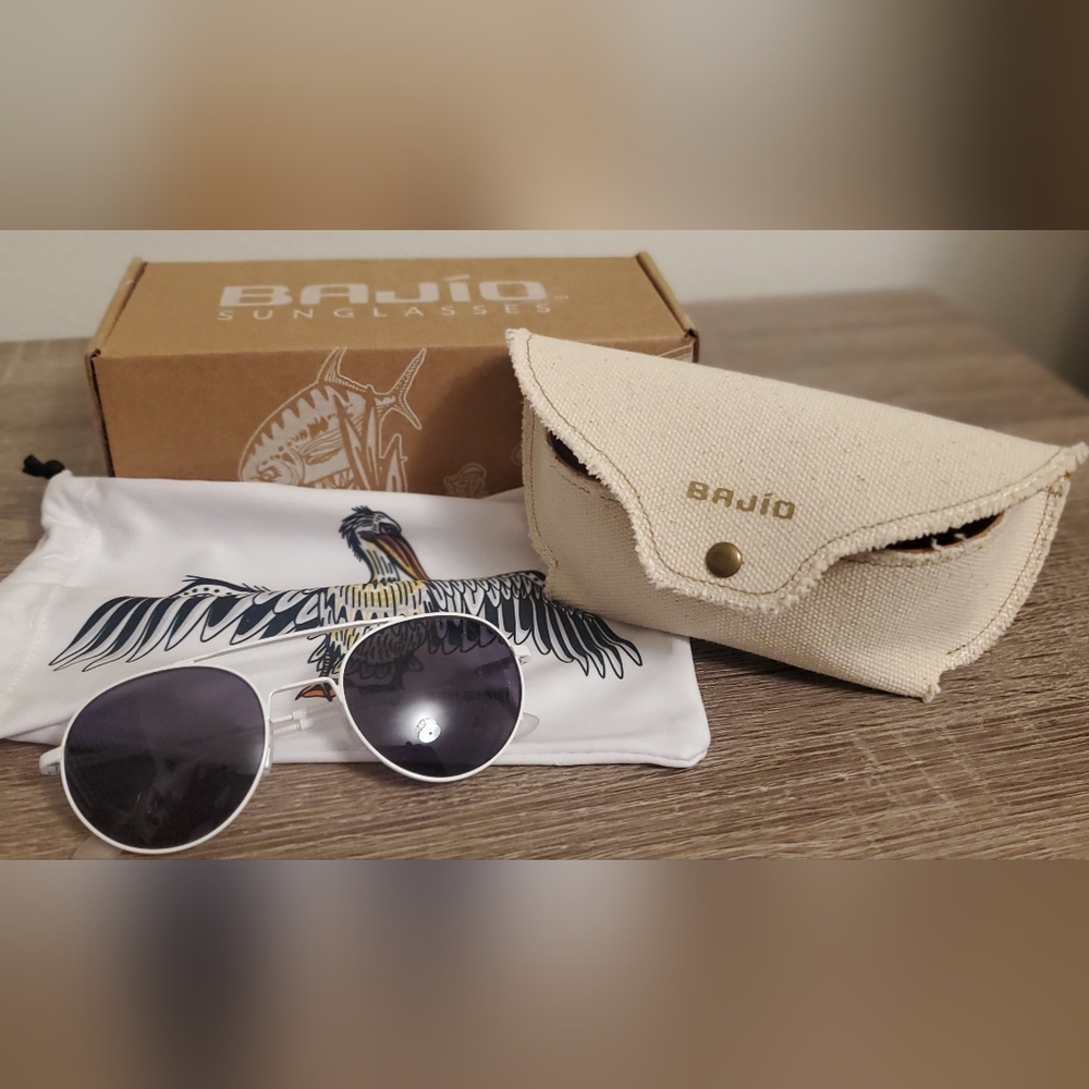 Bajio Women's Round Sunglasses in White Frame Black Lenses Natural Canvas Case